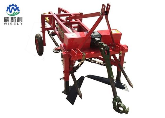 China 0.4~0.6 Acre / H Peanut Digger Machine , Seed Drill Groundnut Harvesting Machine supplier