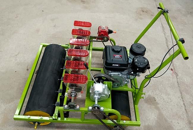 Automatic Carrot Seed Agriculture Planting Machine / Agriculture Sowing Machine