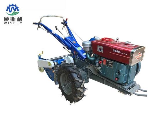 China Garden Potato Harvesting Equipment , Mini Potato Harvester With Walking Tractor supplier